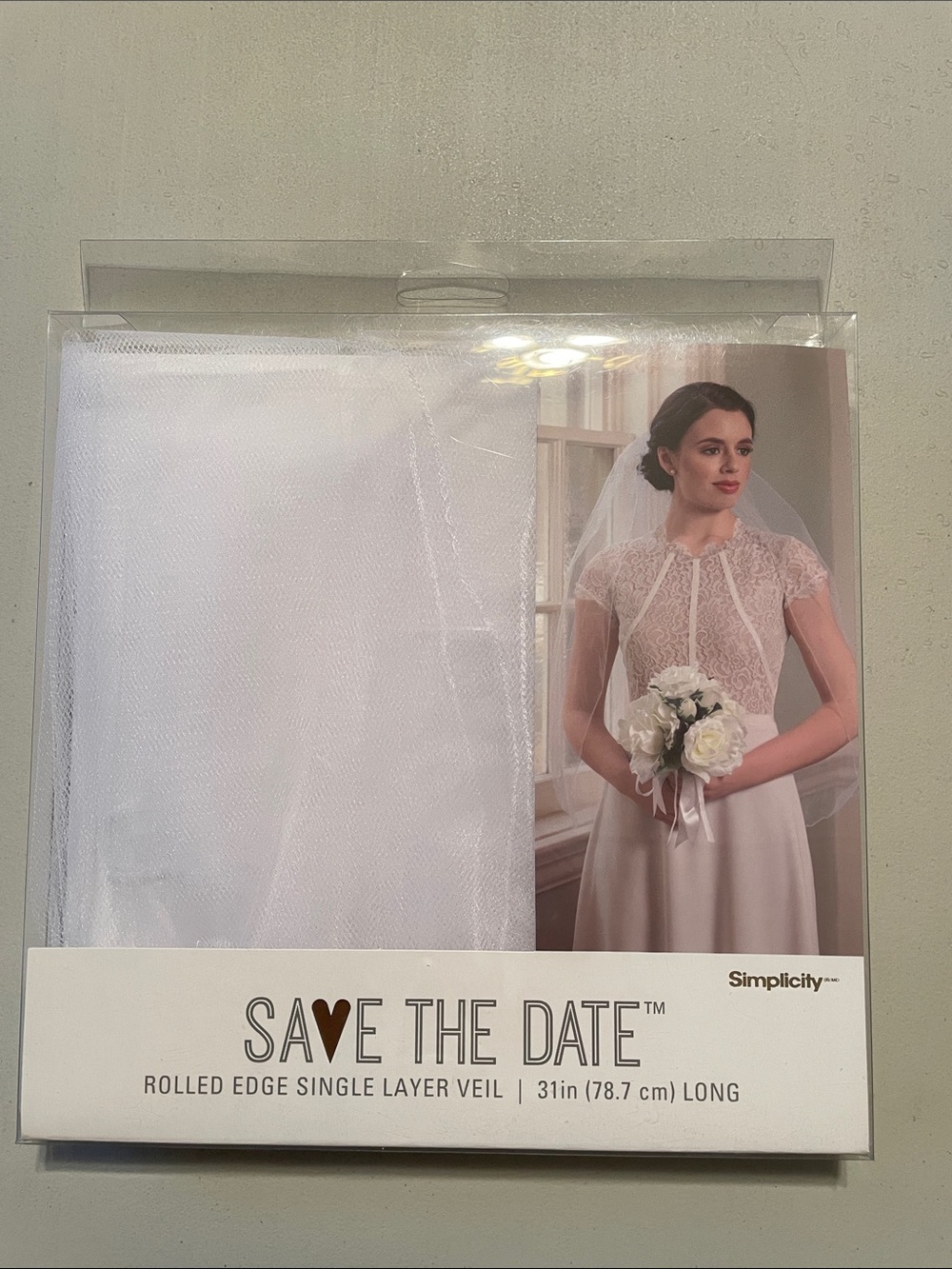 Simplicity White Rolled Edge Single Layer Bridal Veil